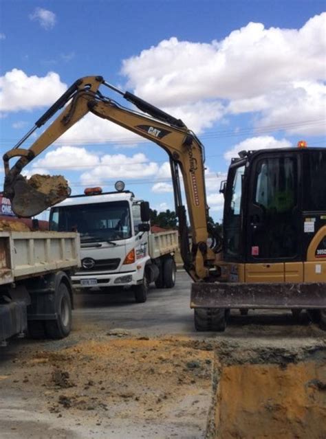 mini excavator hire mandurah